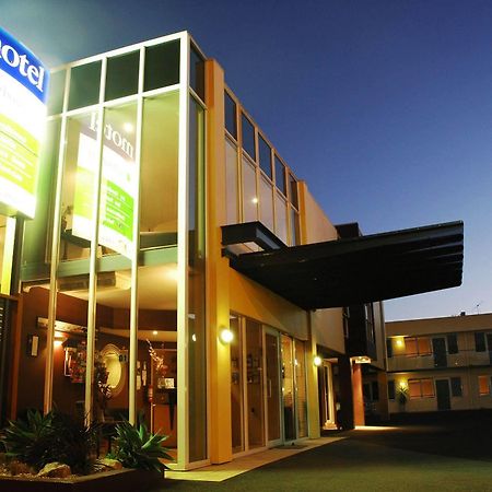 Harbour City Motor Inn & Conference Tauranga Exterior photo