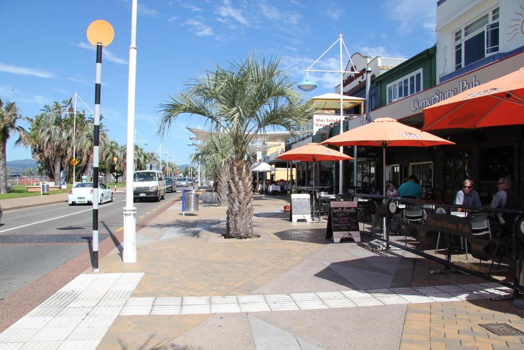 Harbour City Motor Inn & Conference Tauranga Exterior photo