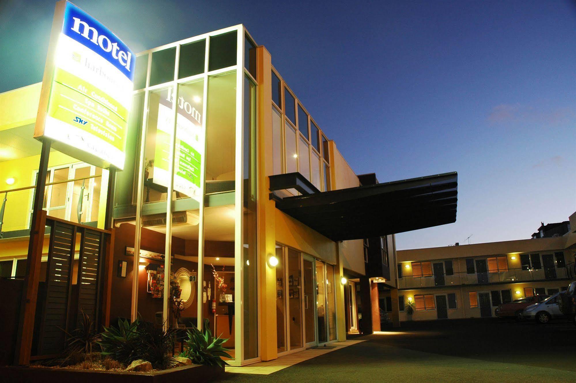 Harbour City Motor Inn & Conference Tauranga Exterior photo