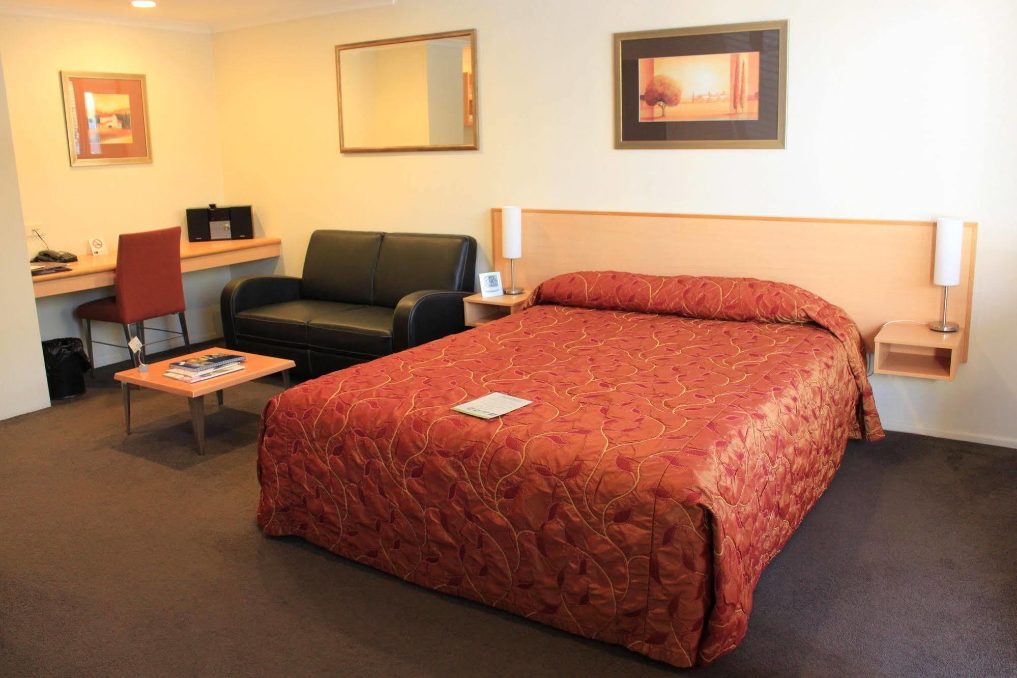 Harbour City Motor Inn & Conference Tauranga Exterior photo