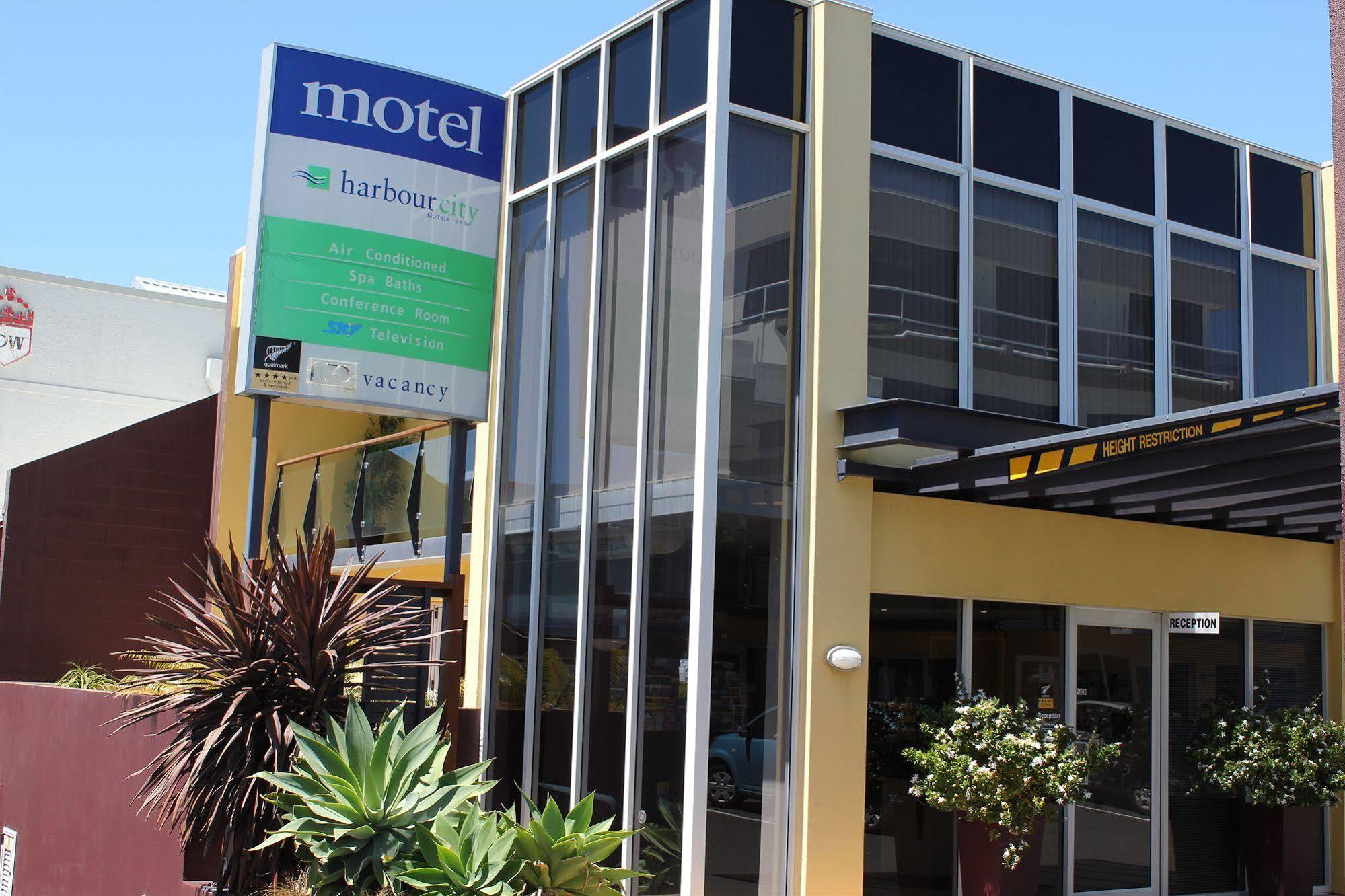 Harbour City Motor Inn & Conference Tauranga Exterior photo