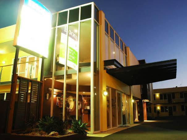 Harbour City Motor Inn & Conference Tauranga Exterior photo
